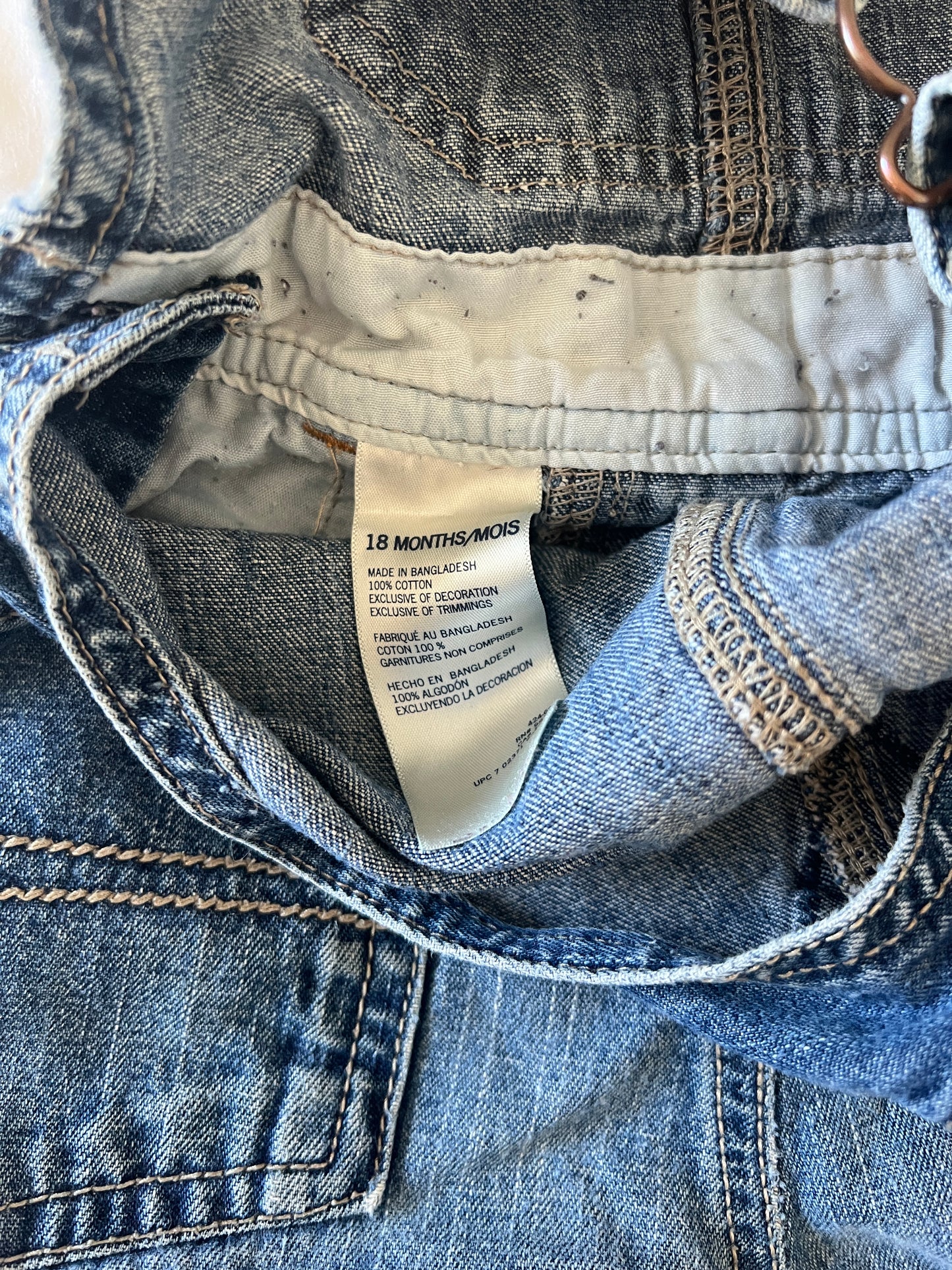 Denim oshkosh Overalls (18 mo)