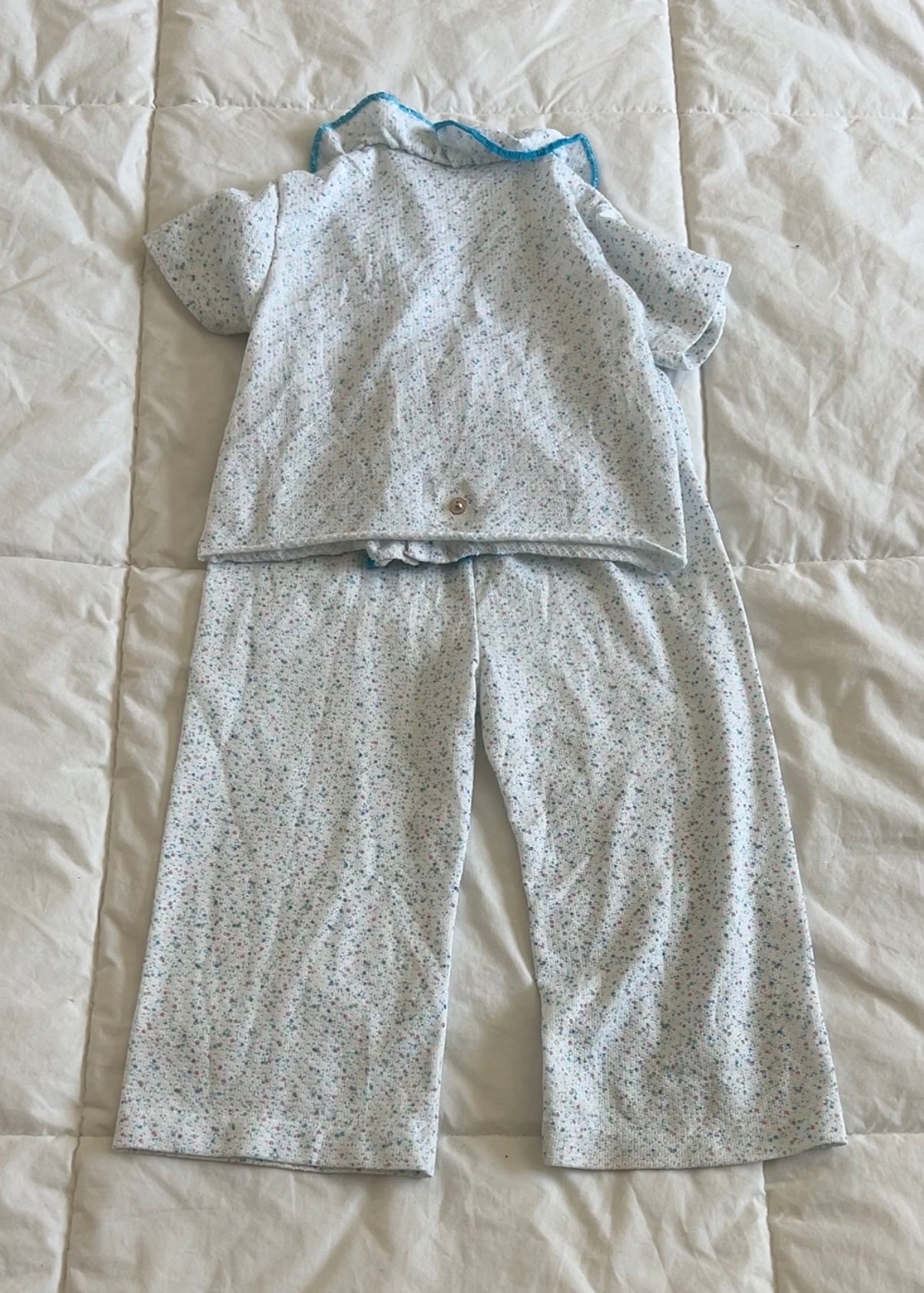 Vintage Carter's PJ set (3T)