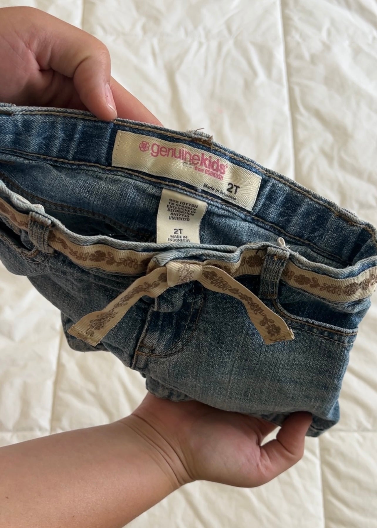 Denim Oshkosh Shorts (2T)
