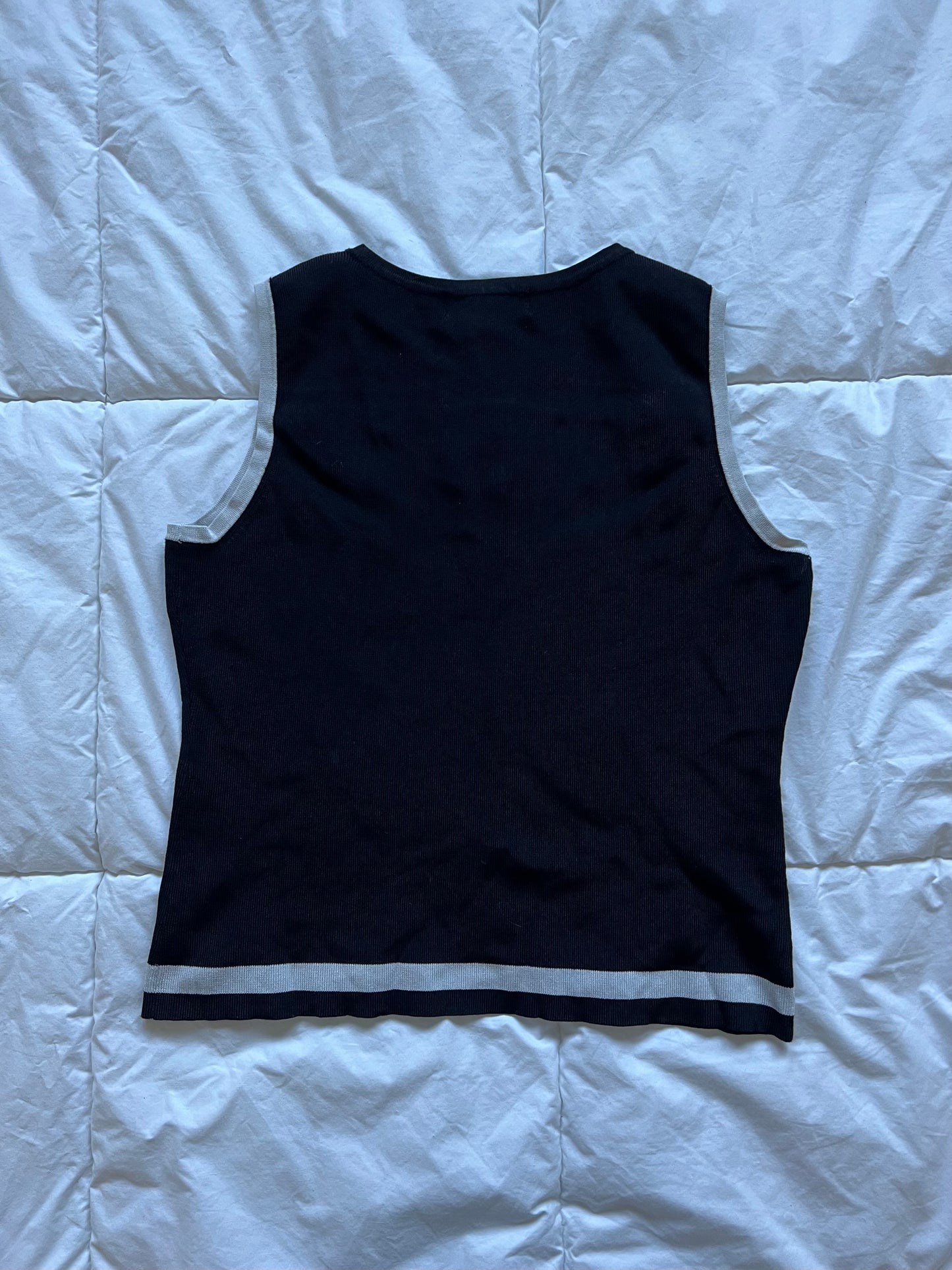 B&W Button Flower Tank
