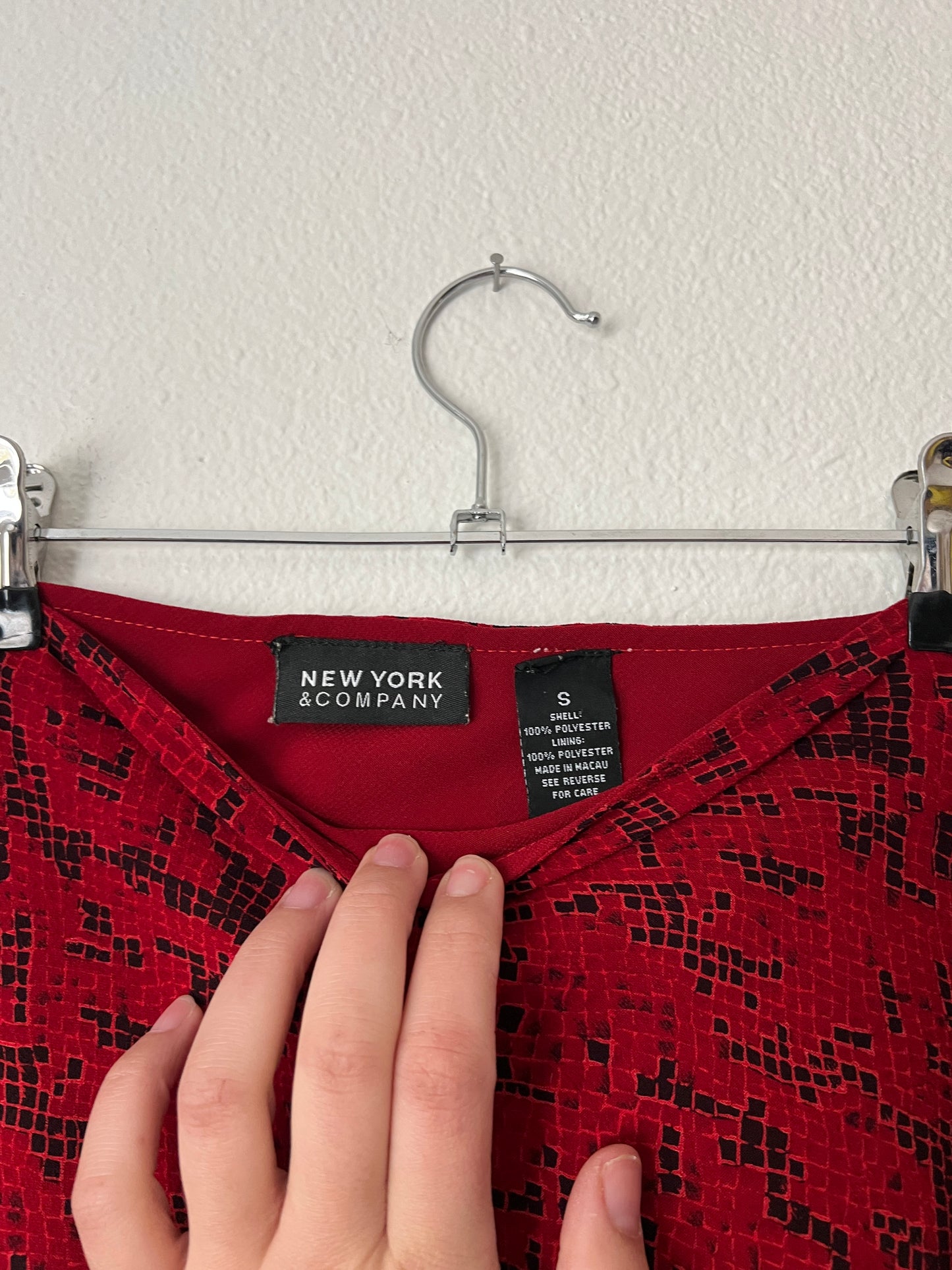 Vintage Red Snake Print Midi Skirt (s/m)