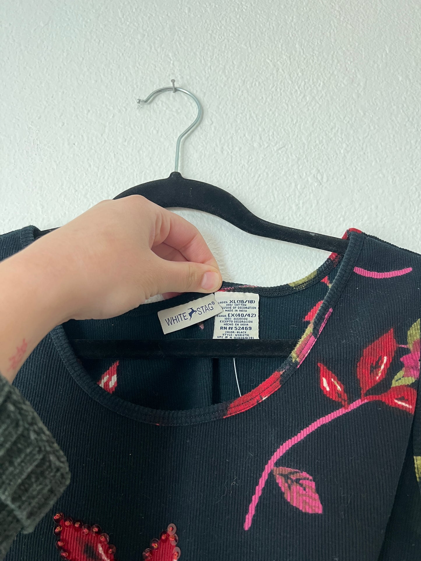 Black Floral Sequin Graphic Tank (xl)