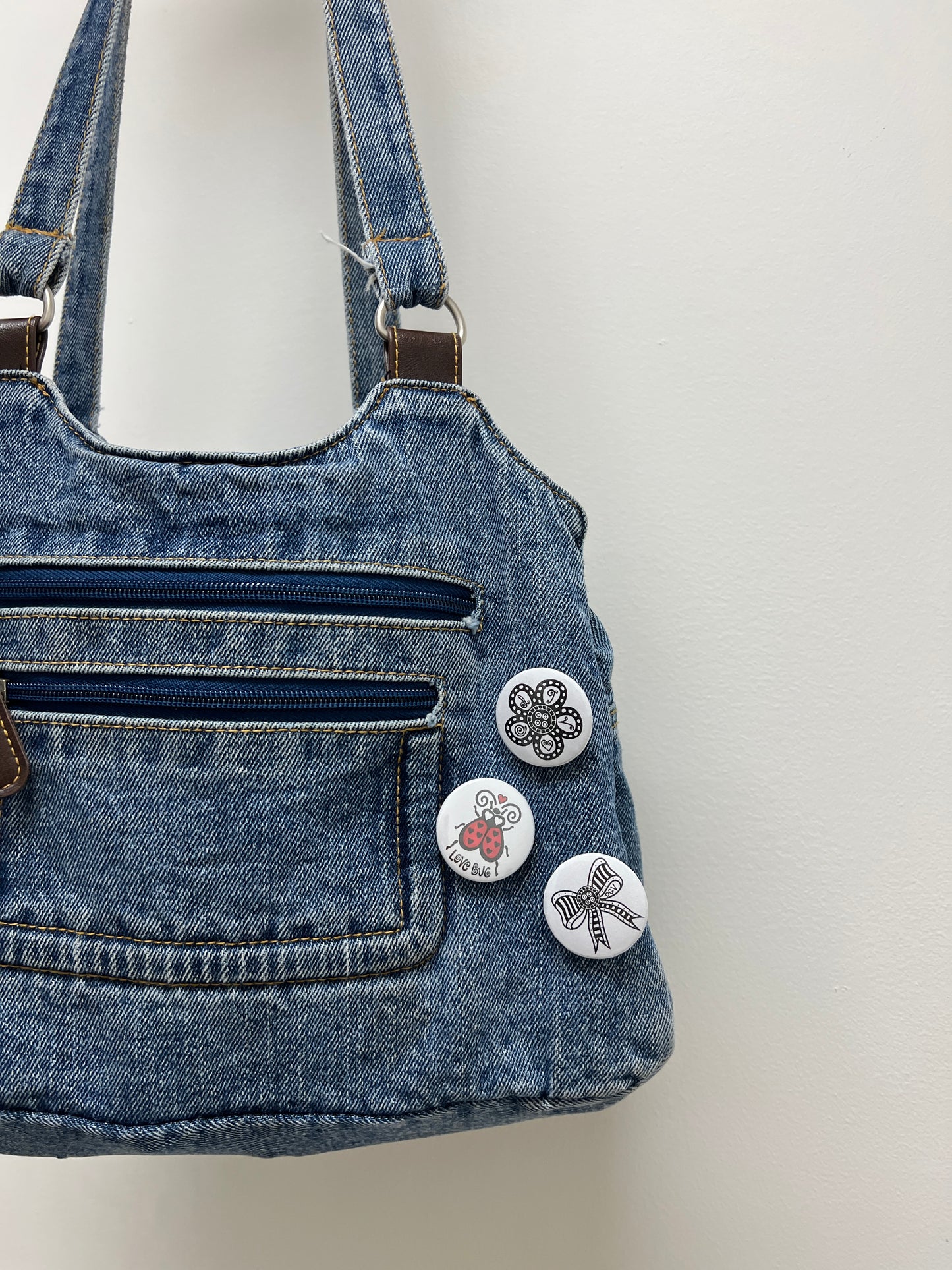 DGV Pin Button 3-Pack