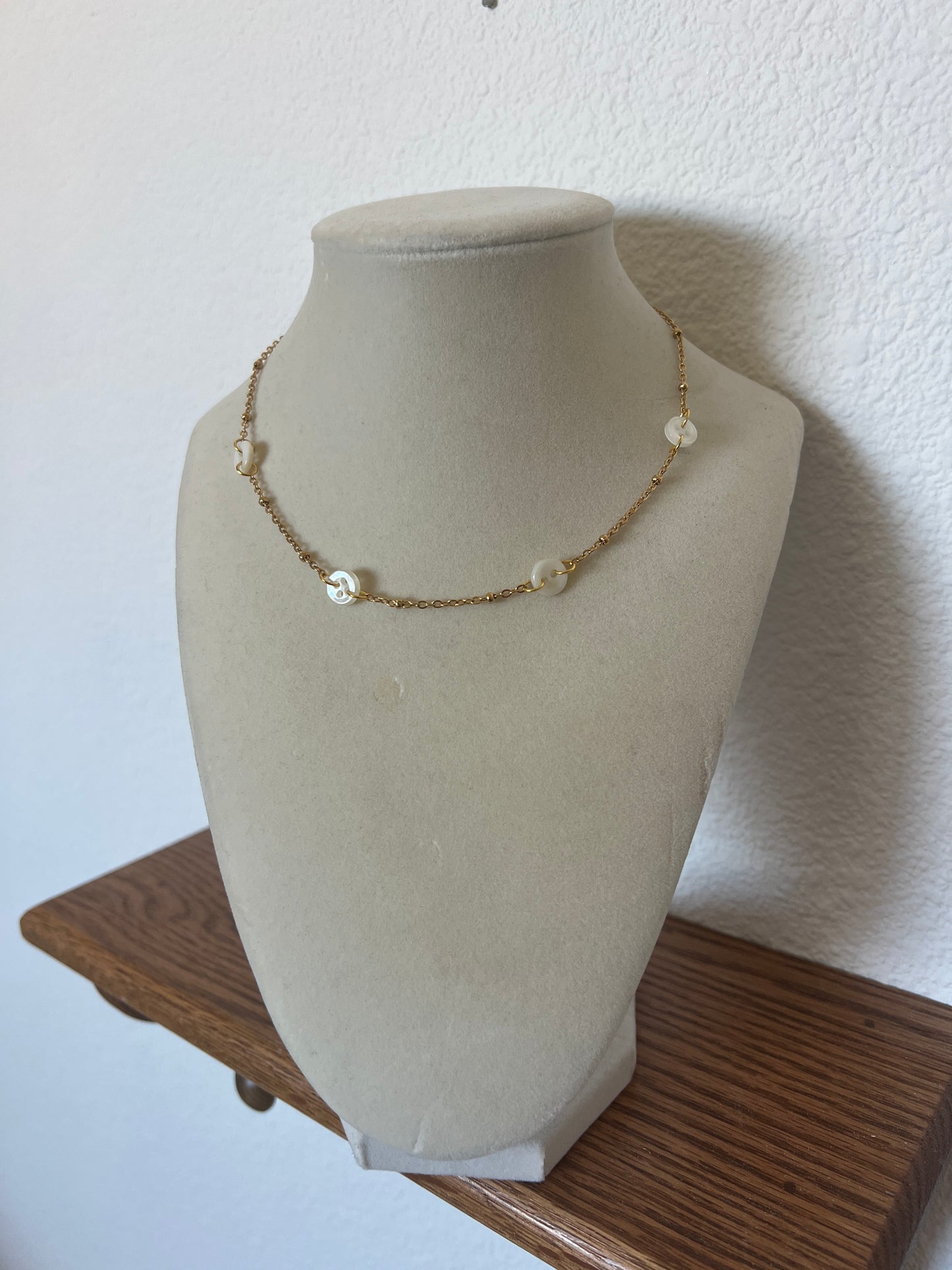 White Button Chain Choker (Gold)