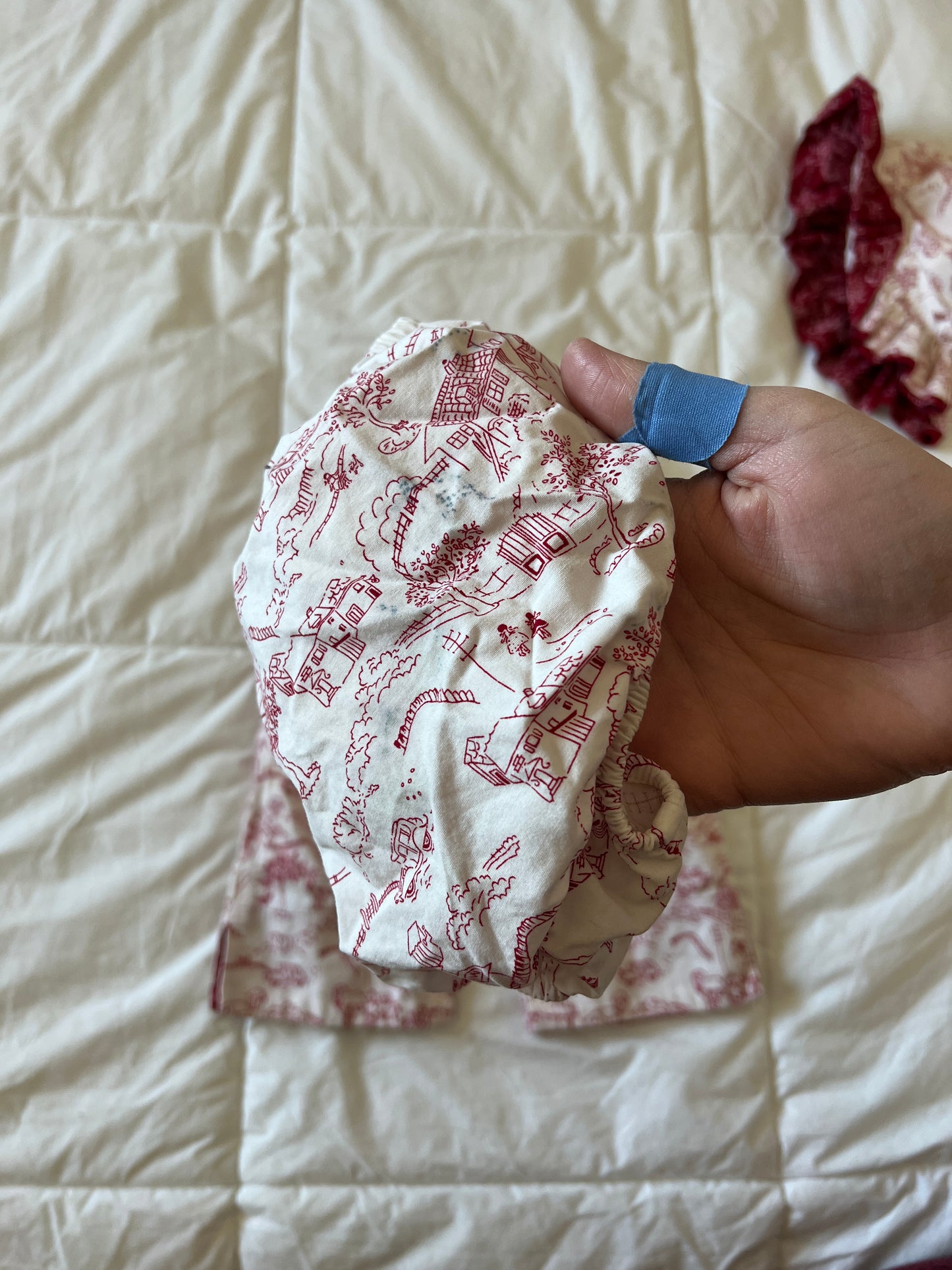 White and Red 3 Piece Set (12 months)