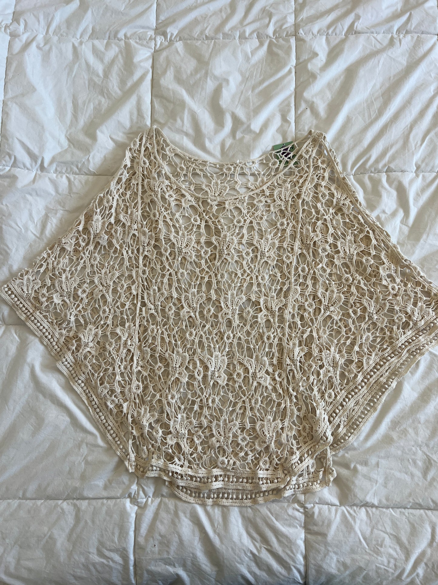 Cream Crotchet Poncho (one size)