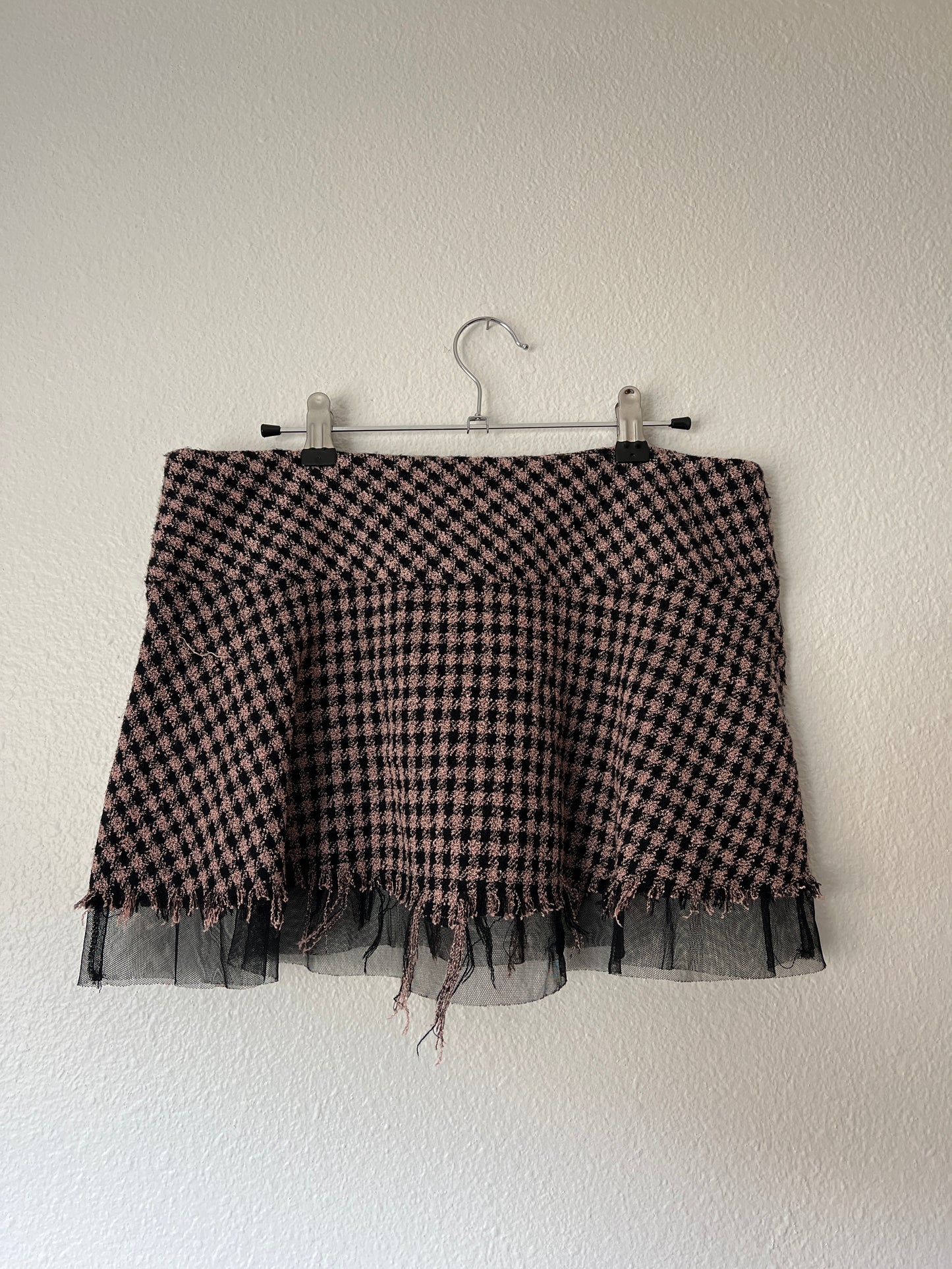 Vintage Pink/Black Plaid Mini Skirt (s/m)