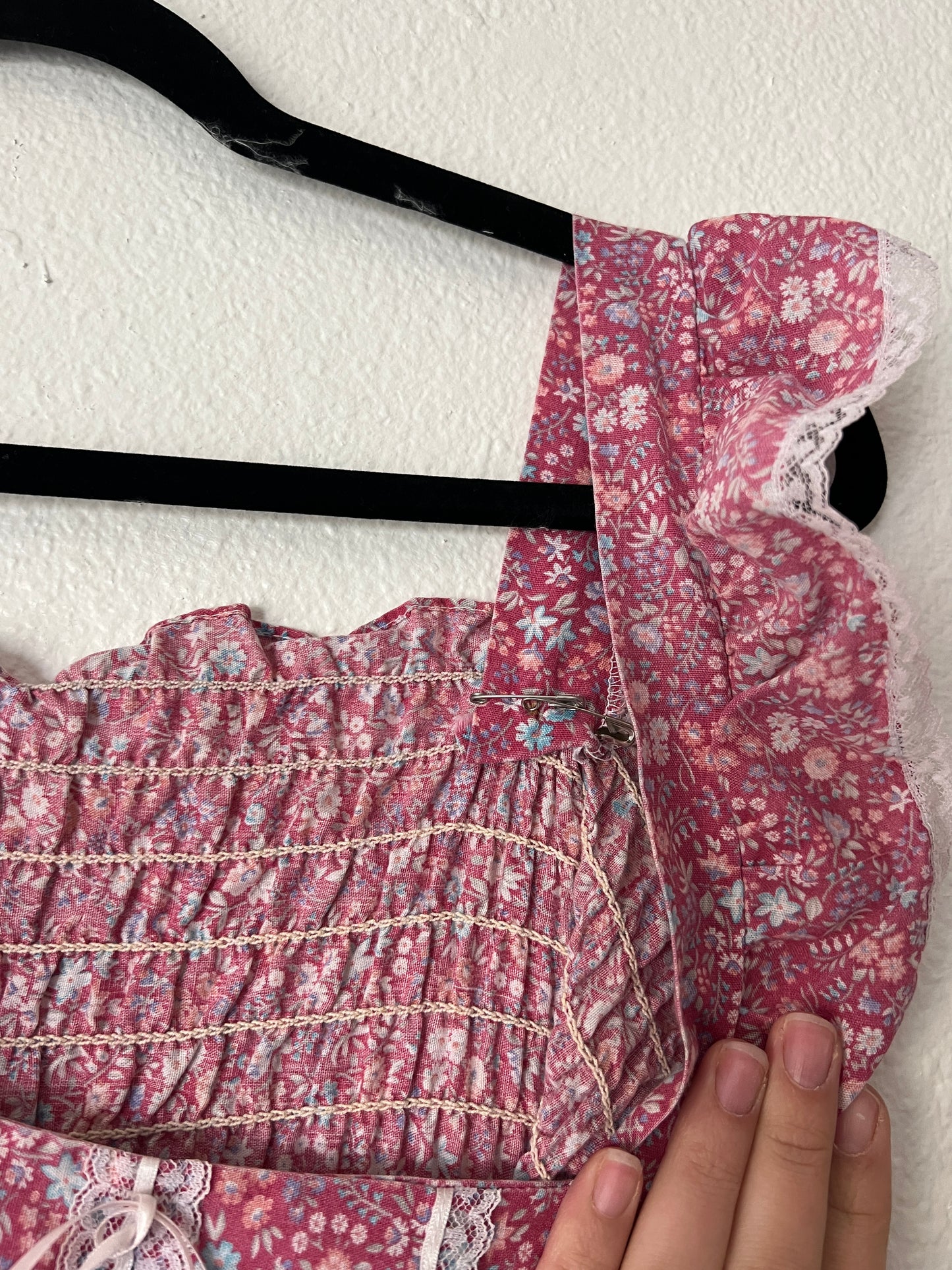 1970s Handmade Milkmaid Style Dress (S/M)
